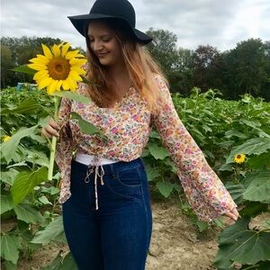 Kittenish Floral V-Neck Bell Sleeve Crop Top
